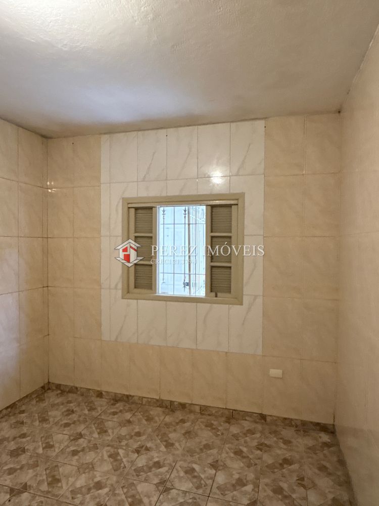 Casa Padrão para alugar Jardim Medina - 999-164214-0.jpg