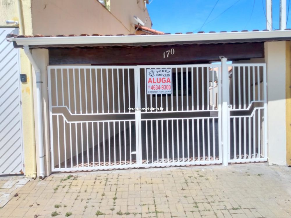 Casa Padrão aluguel Vila Acoreana - Referência RSVA-170