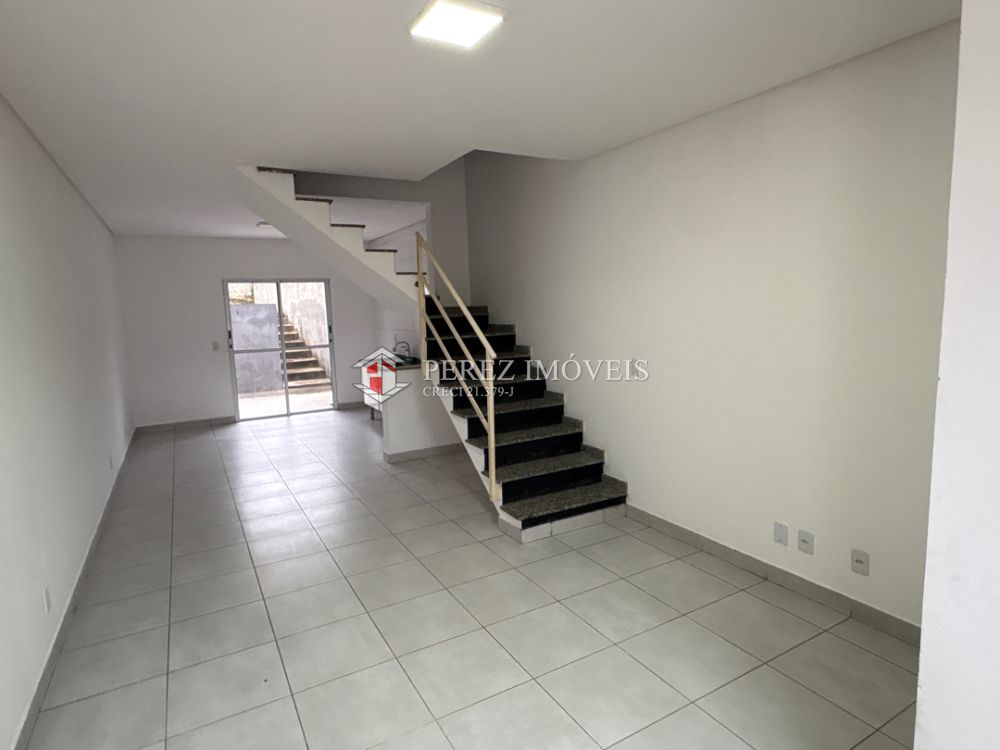Casa Padrão para alugar Vila Monteiro - 999-172937-0.jpg